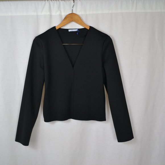 Zara Tops - Zara long sleeve top